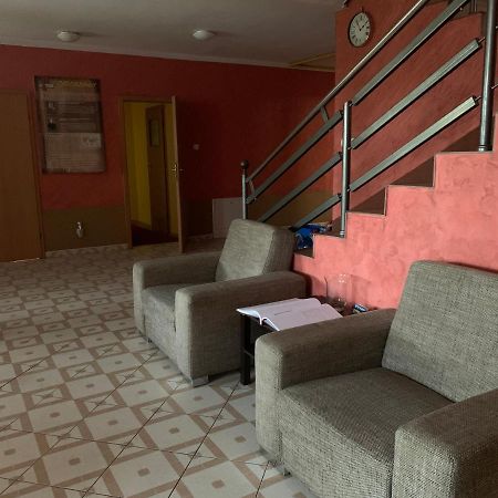 Dom Pielgrzyma Schr Hotell Grabowka Exteriör bild