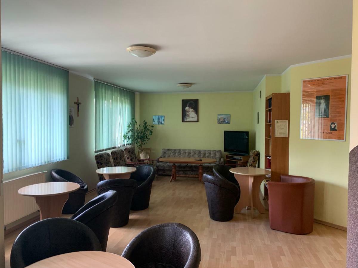 Dom Pielgrzyma Schr Hotell Grabowka Exteriör bild