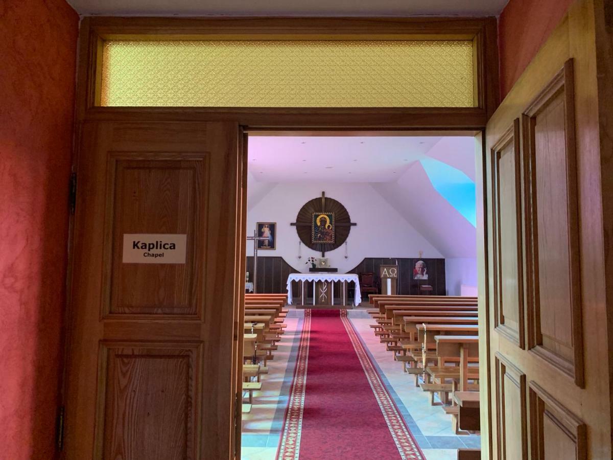 Dom Pielgrzyma Schr Hotell Grabowka Exteriör bild